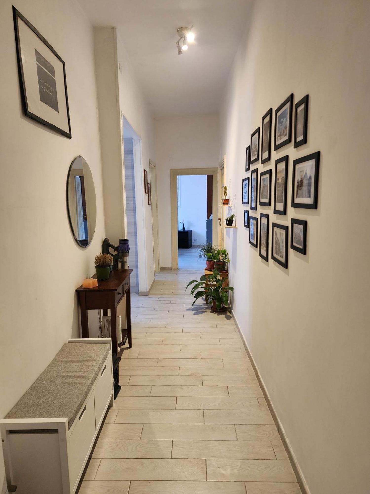 Cozy Haven Near San Giovanni Rom
